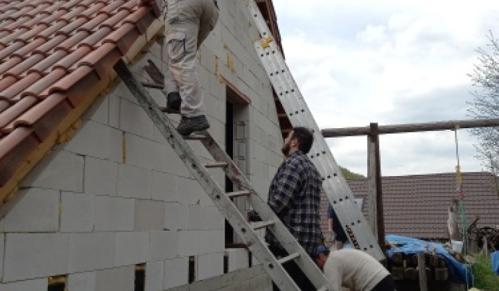 Dokončovacie práce na streche  garáže
