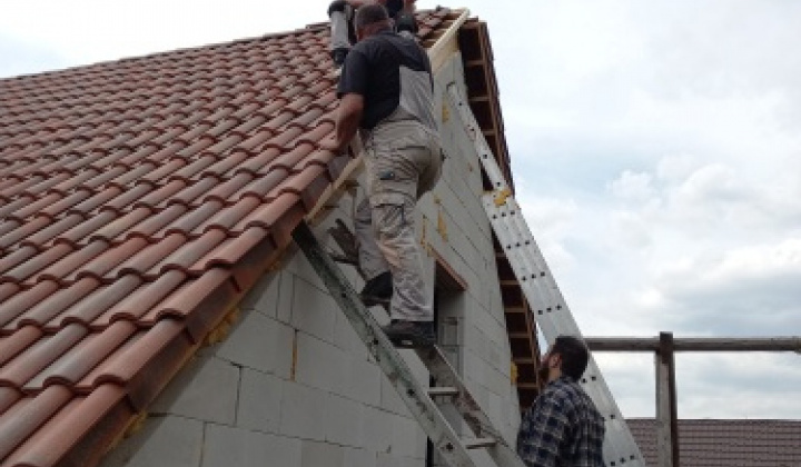 Dokončovacie práce na streche  garáže