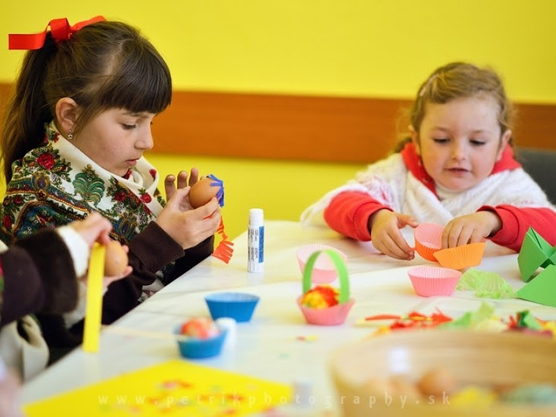 Fašiangový karneval spojený s pochovávaním basy 