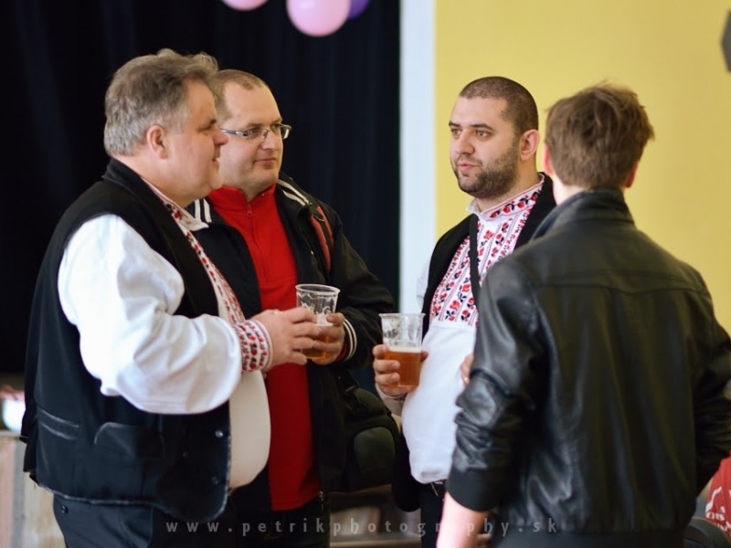 Fašiangový karneval spojený s pochovávaním basy 