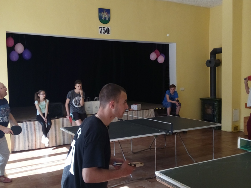 Fašiangový karneval spojený s pochovávaním basy 