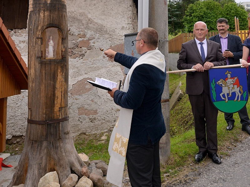 Vianočné trhy spojené s príchodom Mikuláša rok 2018