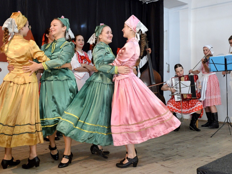 Vianočné trhy spojené s príchodom Mikuláša rok 2018
